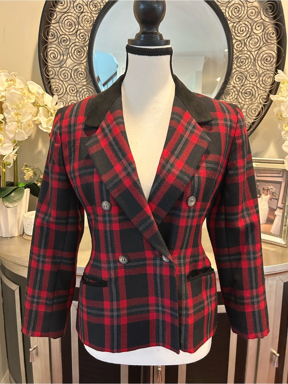 Parisian Works Red & Black Plaid Double-Breasted Blazer